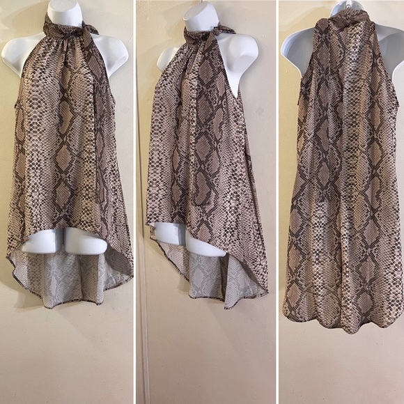 Sweet Pea Snakeskin Print High-Low Top - Picture 2 of 6